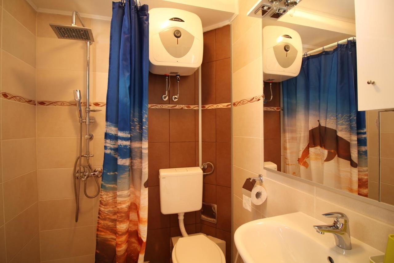 Apartmani Niessner Малинска Екстериор снимка